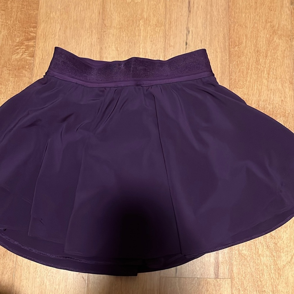 Lululemont court rival high rise tenis skirt long size 4